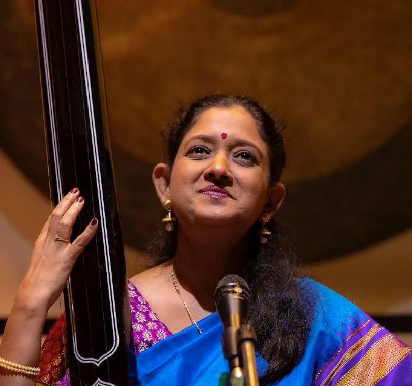 Smt Manjiri Asnare Kelkar